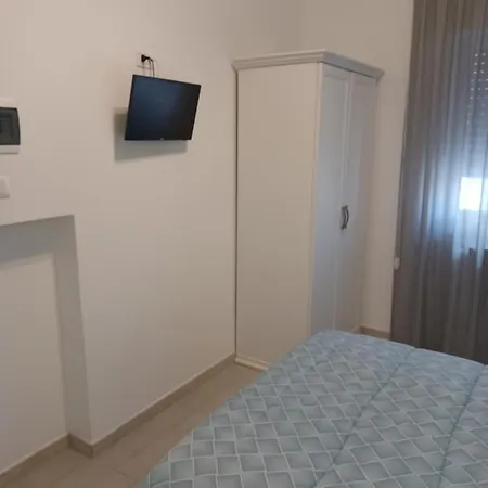 מלון Costa 2*