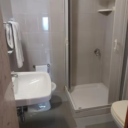 Costa Hotel 2*