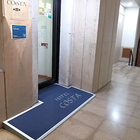 Costa 2*