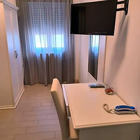 Ξενοδοχείο Costa 2*